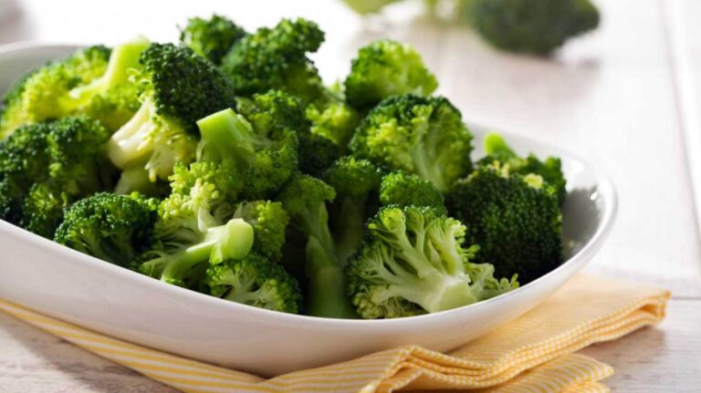 There Are Many Health Benefits To Eating Broccoli